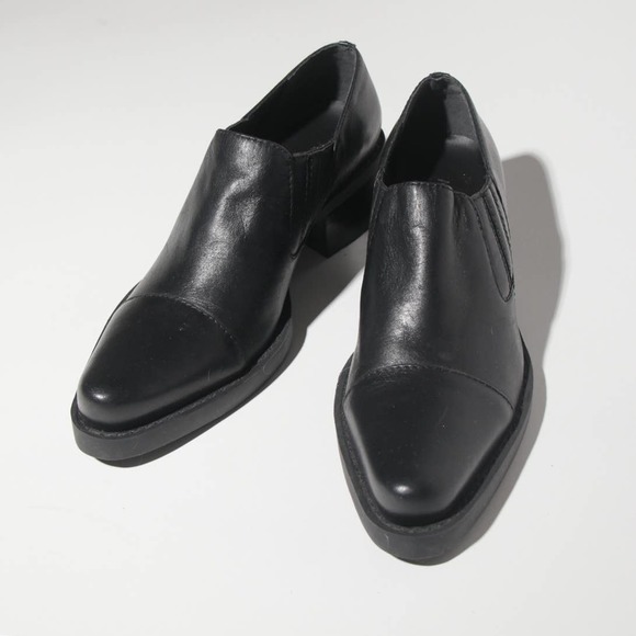 POINTED LEATHER SLIP-ON LOAFERS - Picture 5 of 10